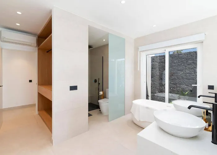 Mia By 빌라 티아즈